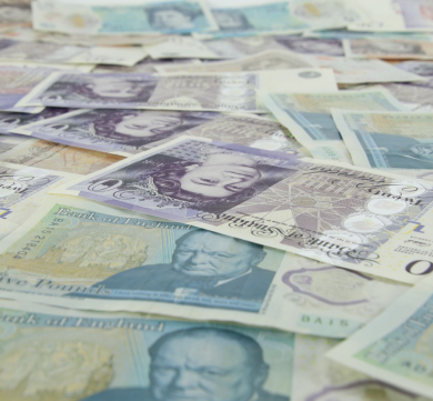 Looking For Side Income? Invest In Becoming A Real Estate Agent