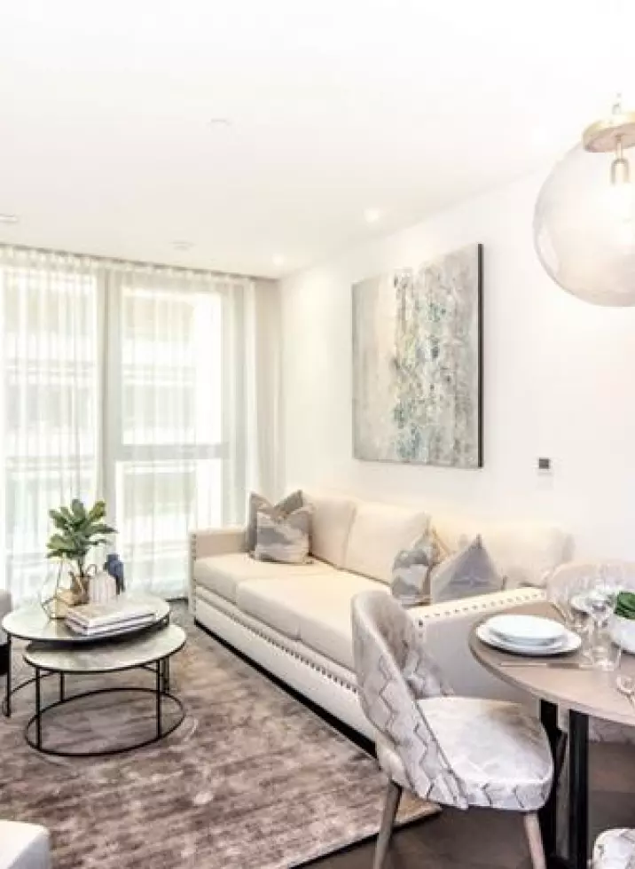 Thornes House, 4 Charles Clowes Walk