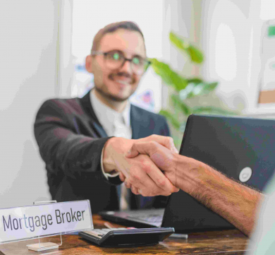 How To Choose The Right Mortgage Broker When Buying A Property