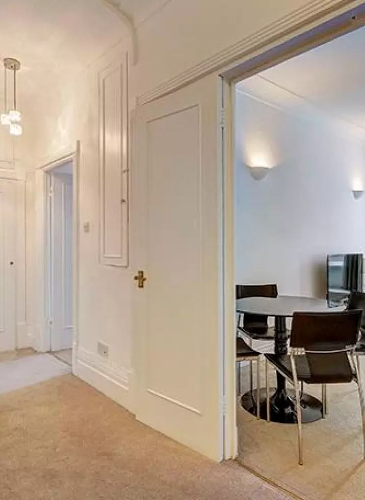 Strathmore Court