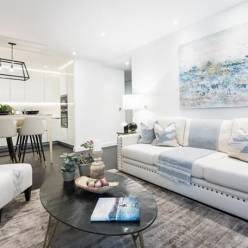 Thornes House, 4 Charles Clowes Walk