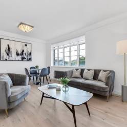 Rosscourt Mansions, Buckingham Palace Road