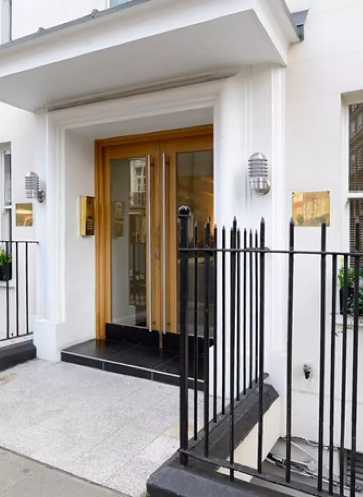 39 Hill Street, London