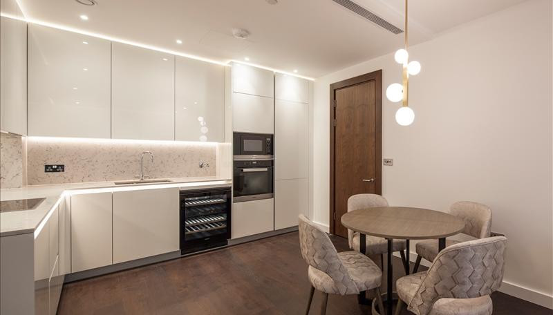 Thornes House, 4 Charles Clowes Walk