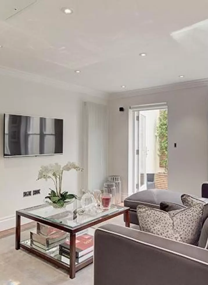 Garden House, 86-92 Kensington Gardens Square