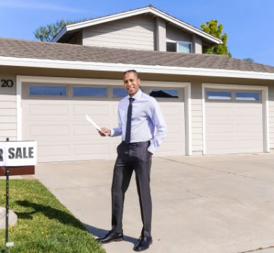 How Do Estate Agents Get Paid? Commission Or Fixed Salary