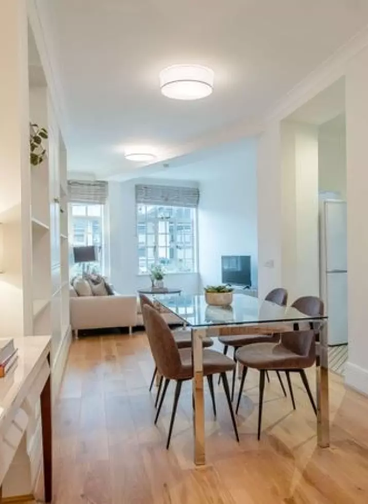 Strathmore Court
