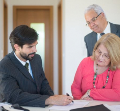 Should You Go With Estate Agents In The Property Chain?